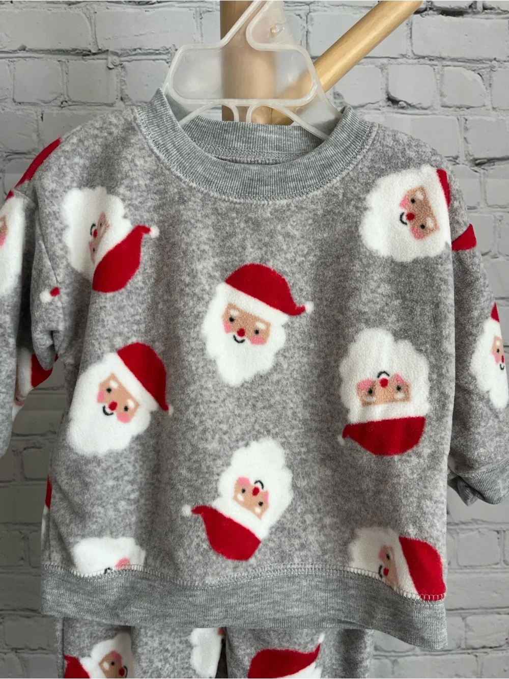 ⭐️⭐️PICK 5 / $20 Carter's Baby Grey Santa Fleece Outfit